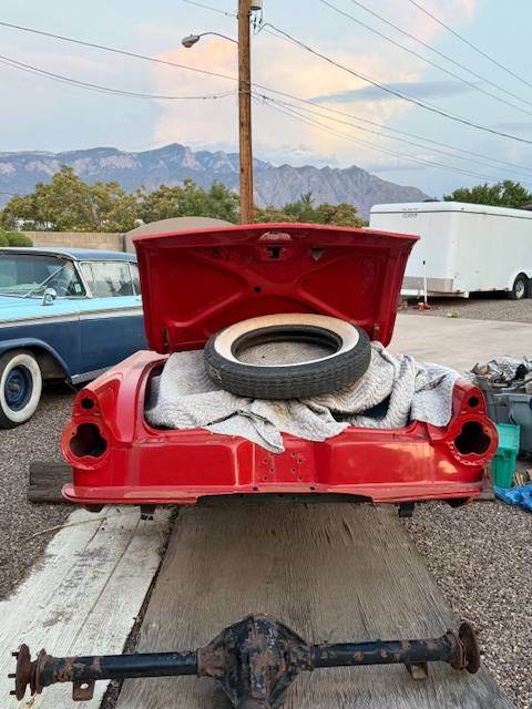 Ford-thunderbird-1956-red-2