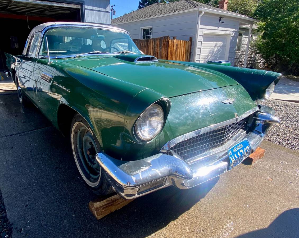 Ford-thunderbird-1957-green-2