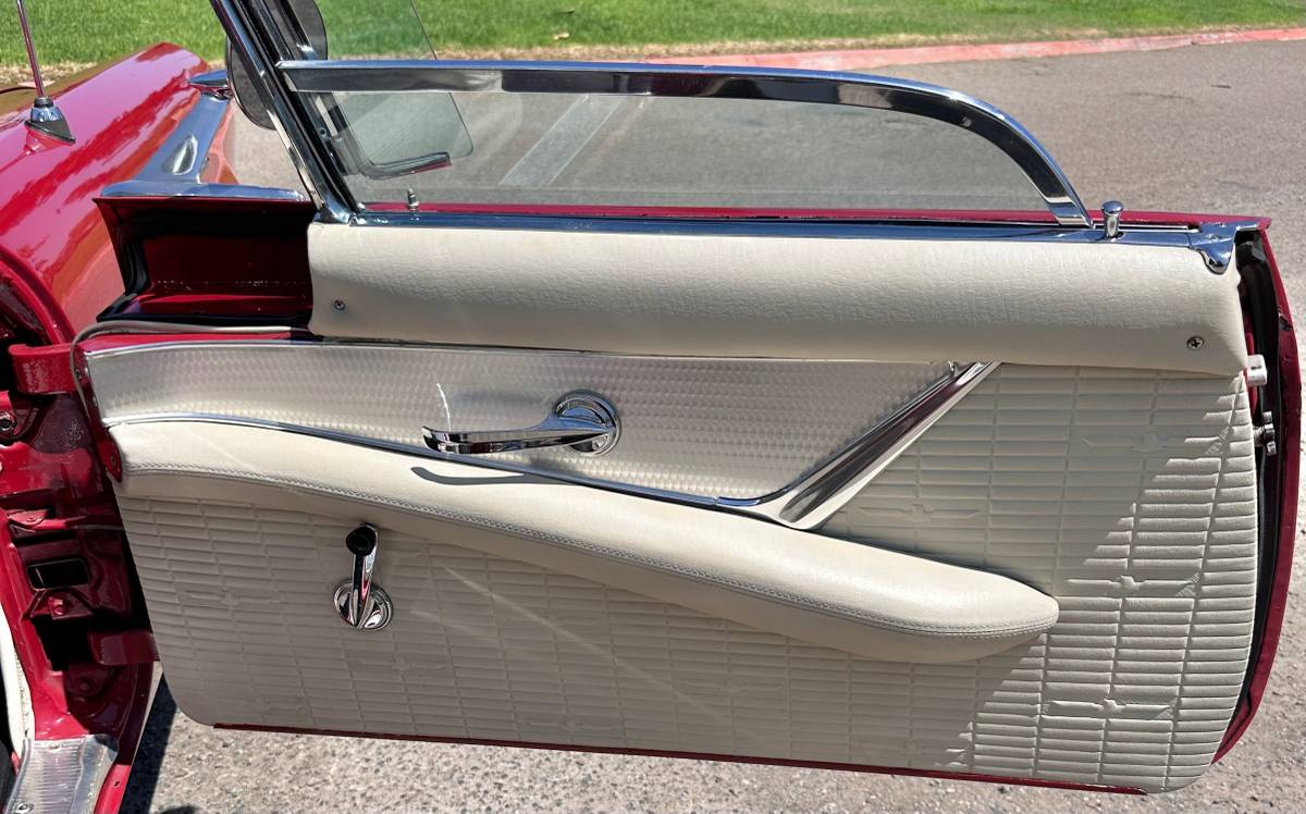 Ford-thunderbird-1957-red-12