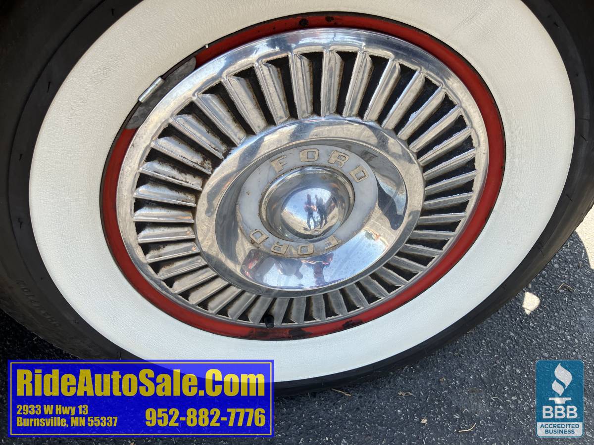 Ford-thunderbird-1957-red-17