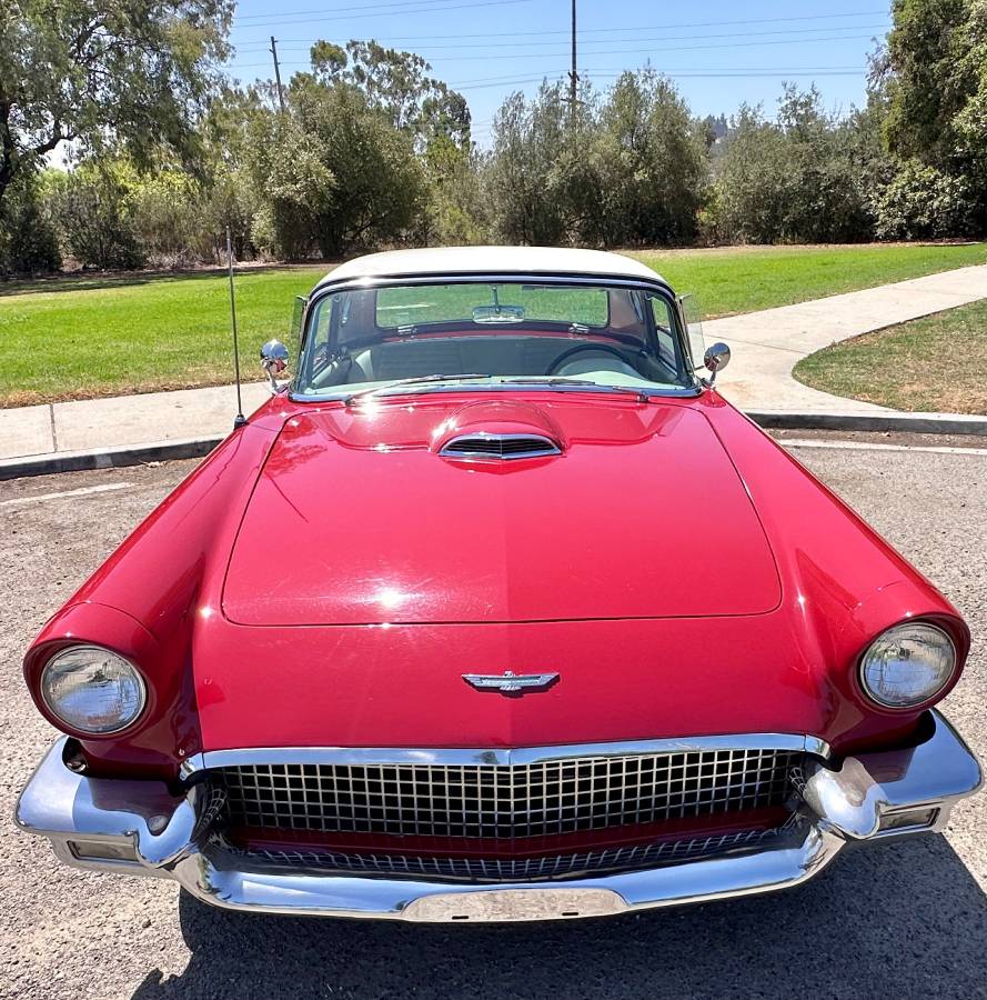 Ford-thunderbird-1957-red-3