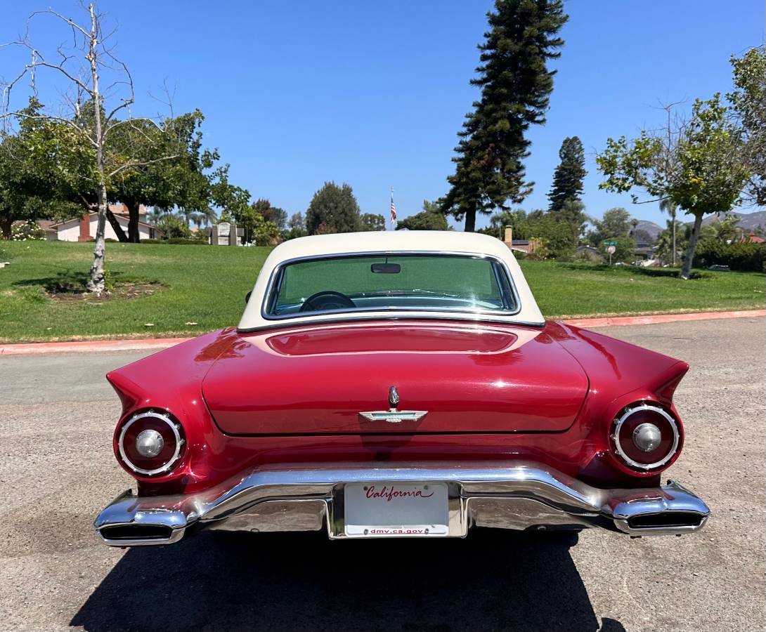 Ford-thunderbird-1957-red-4
