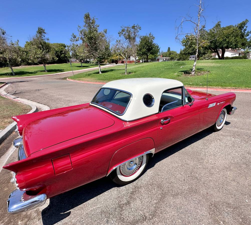 Ford-thunderbird-1957-red-7