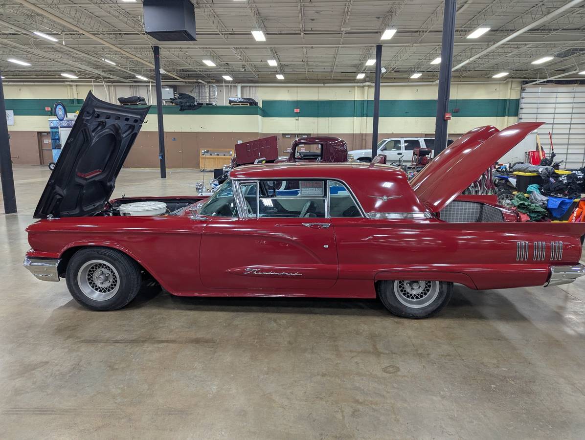 Ford-thunderbird-1960-1