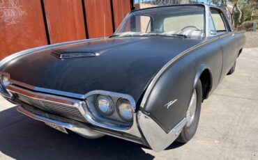 Ford-thunderbird-1961-black-13