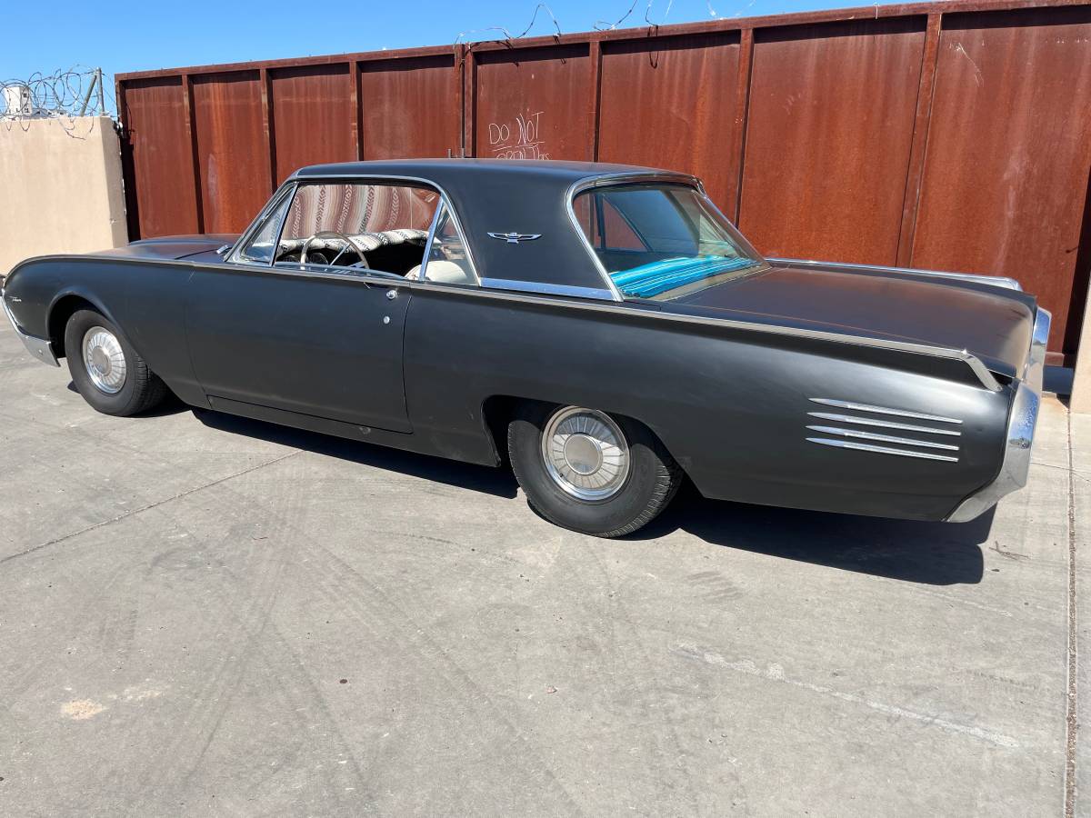 Ford-thunderbird-1961-black-15
