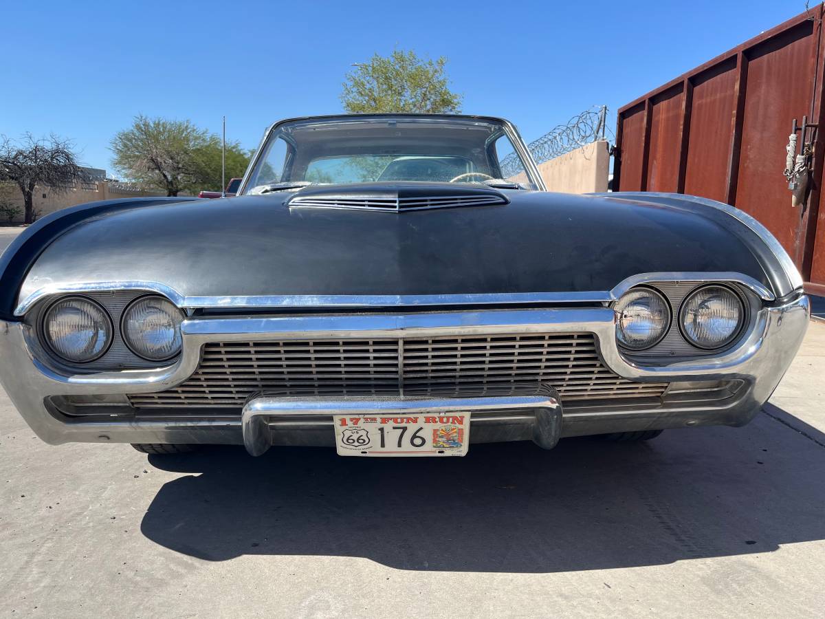 Ford-thunderbird-1961-black-4