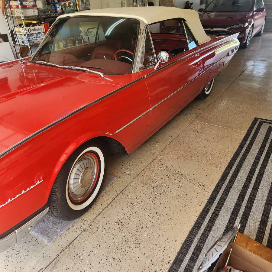 Ford-thunderbird-1962-red-1