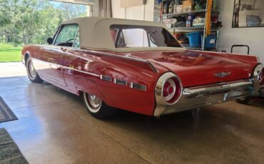 Ford-thunderbird-1962-red