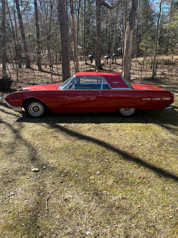 Ford-thunderbird-1962-red