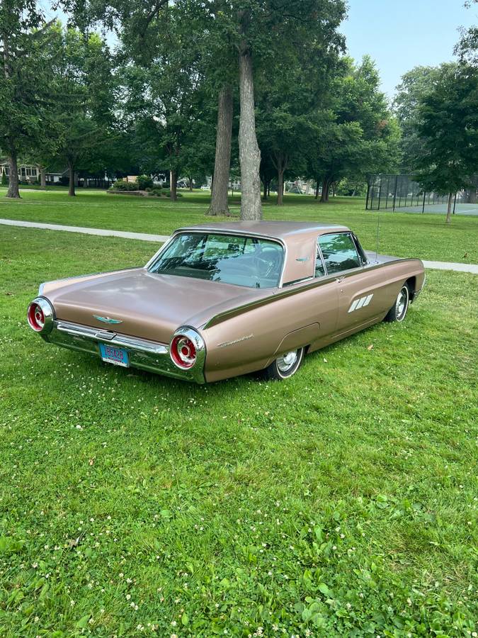 Ford-thunderbird-1963-2