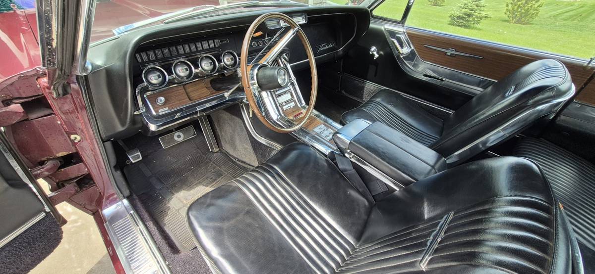 Ford-thunderbird-1965-red-20