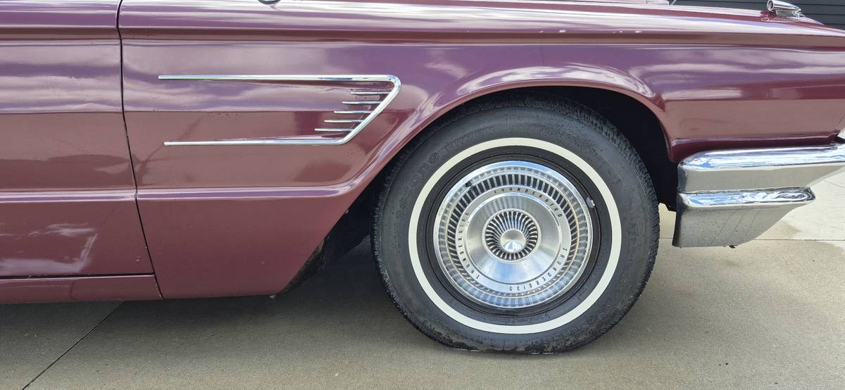 Ford-thunderbird-1965-red-8