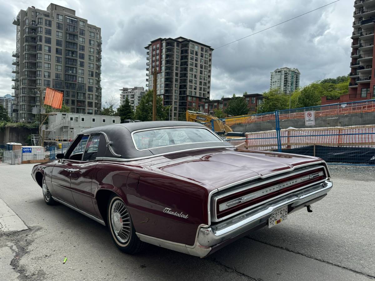 Ford-thunderbird-1967-red-7