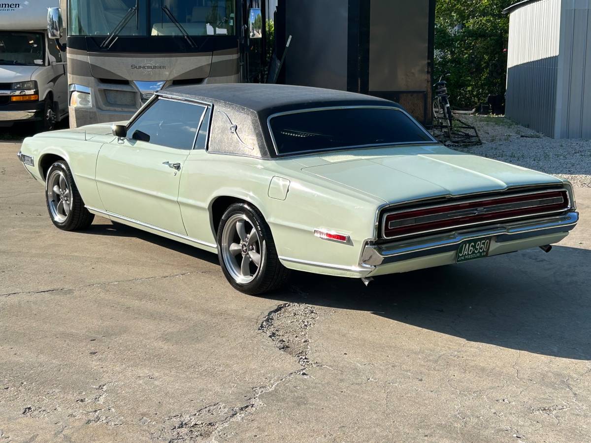 Ford-thunderbird-1968-14