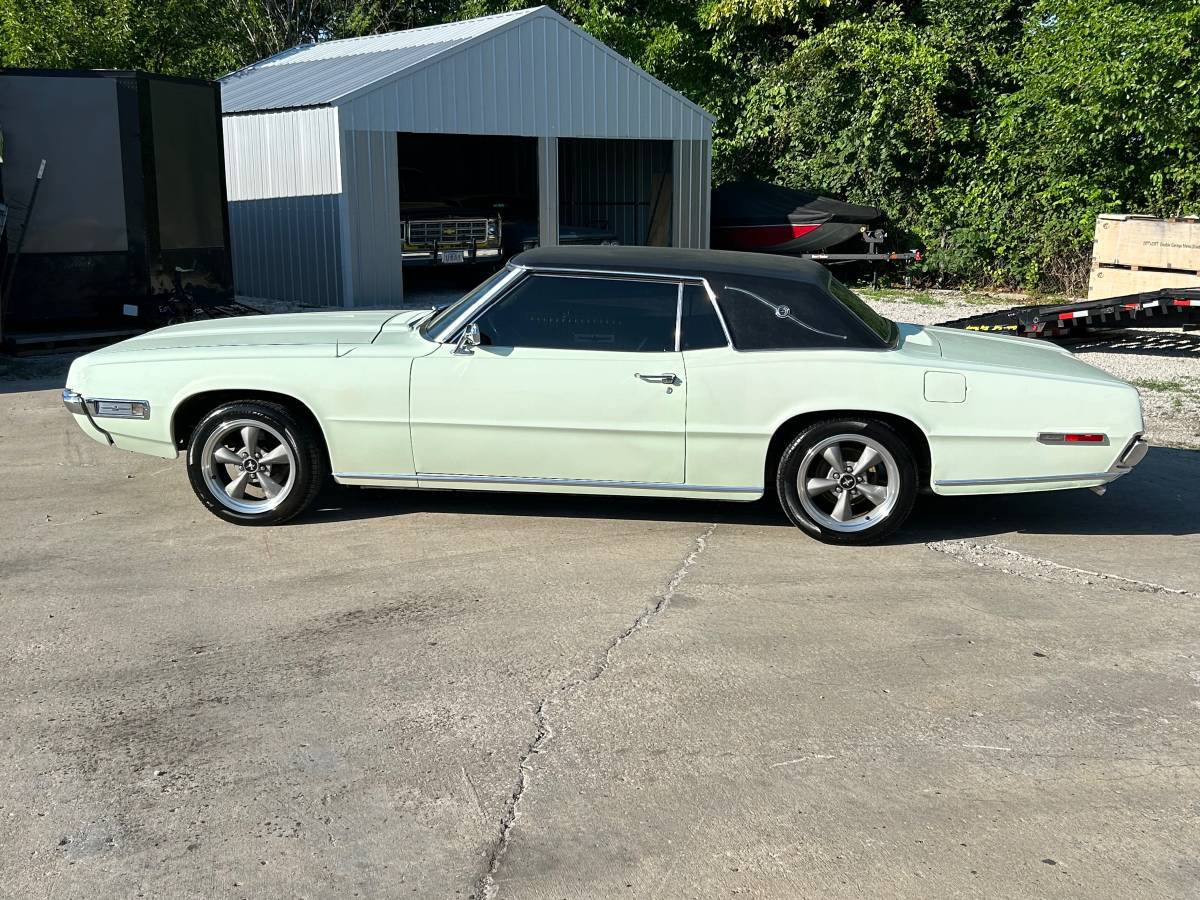 Ford-thunderbird-1968-15