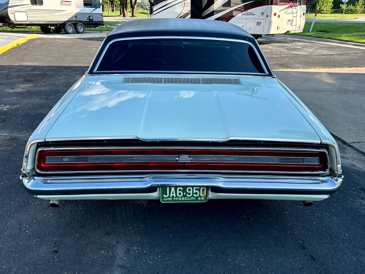 Ford-thunderbird-1968-17