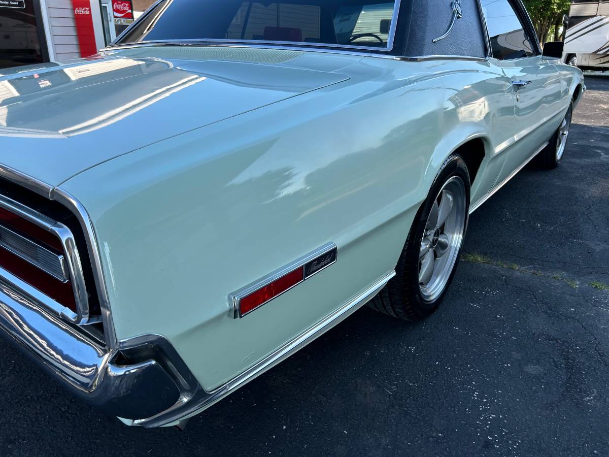 Ford-thunderbird-1968-22