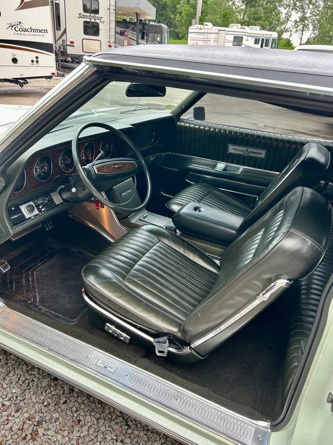 Ford-thunderbird-1968-5