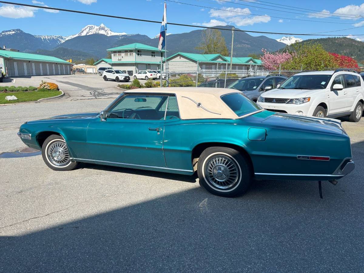 Ford-thunderbird-1968-blue-16