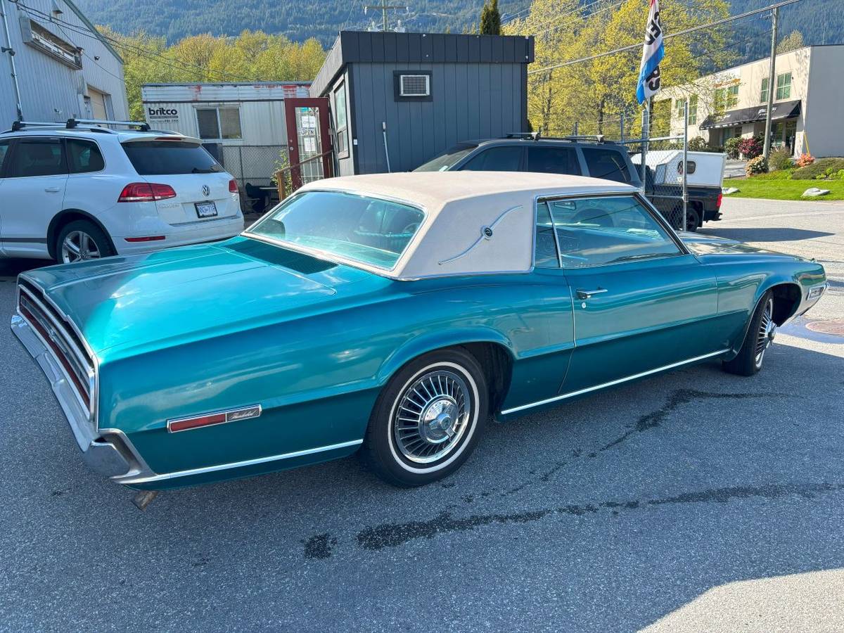 Ford-thunderbird-1968-blue-19