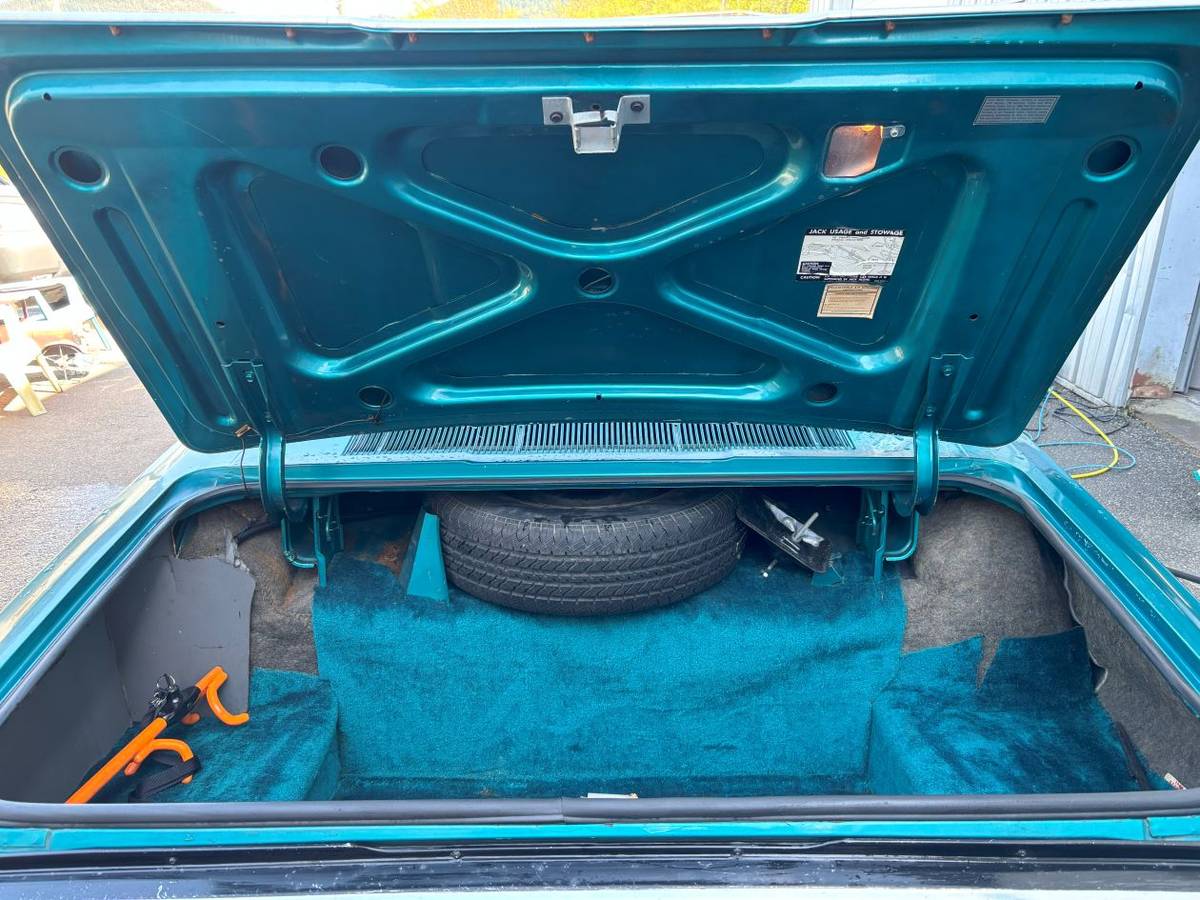 Ford-thunderbird-1968-blue-7