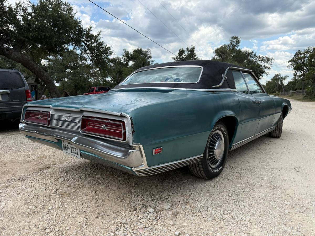 Ford-thunderbird-1969-blue-11