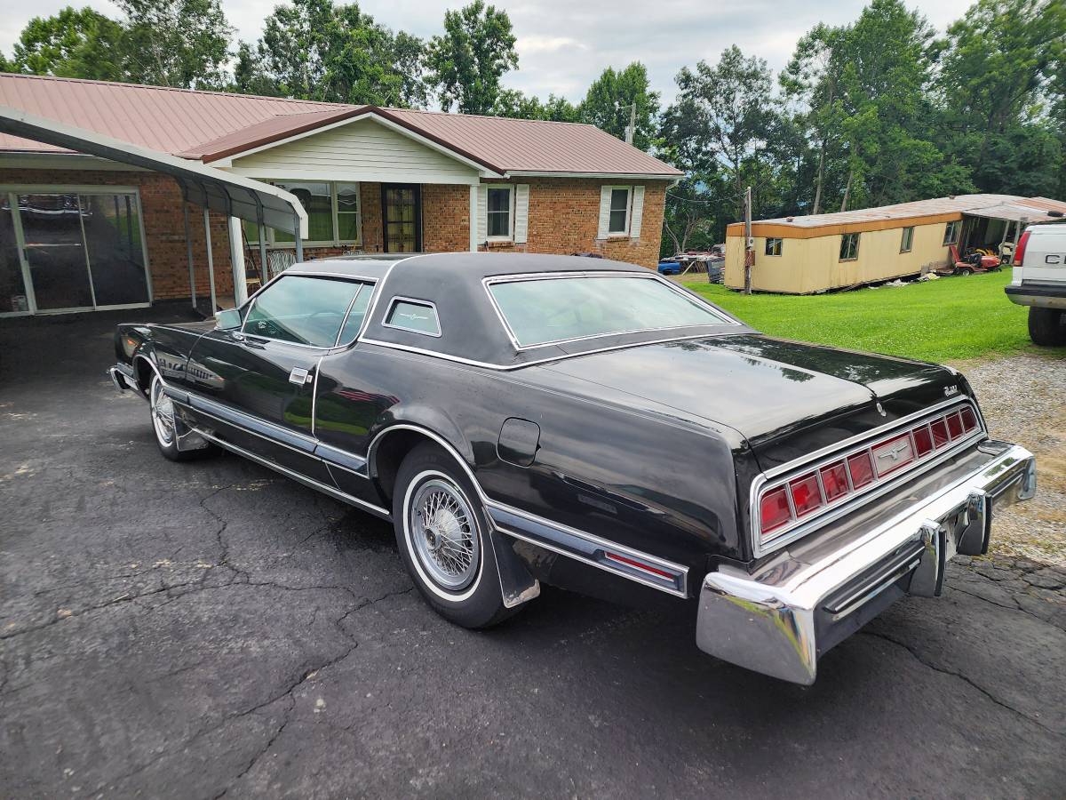 Ford-thunderbird-1976-black-4