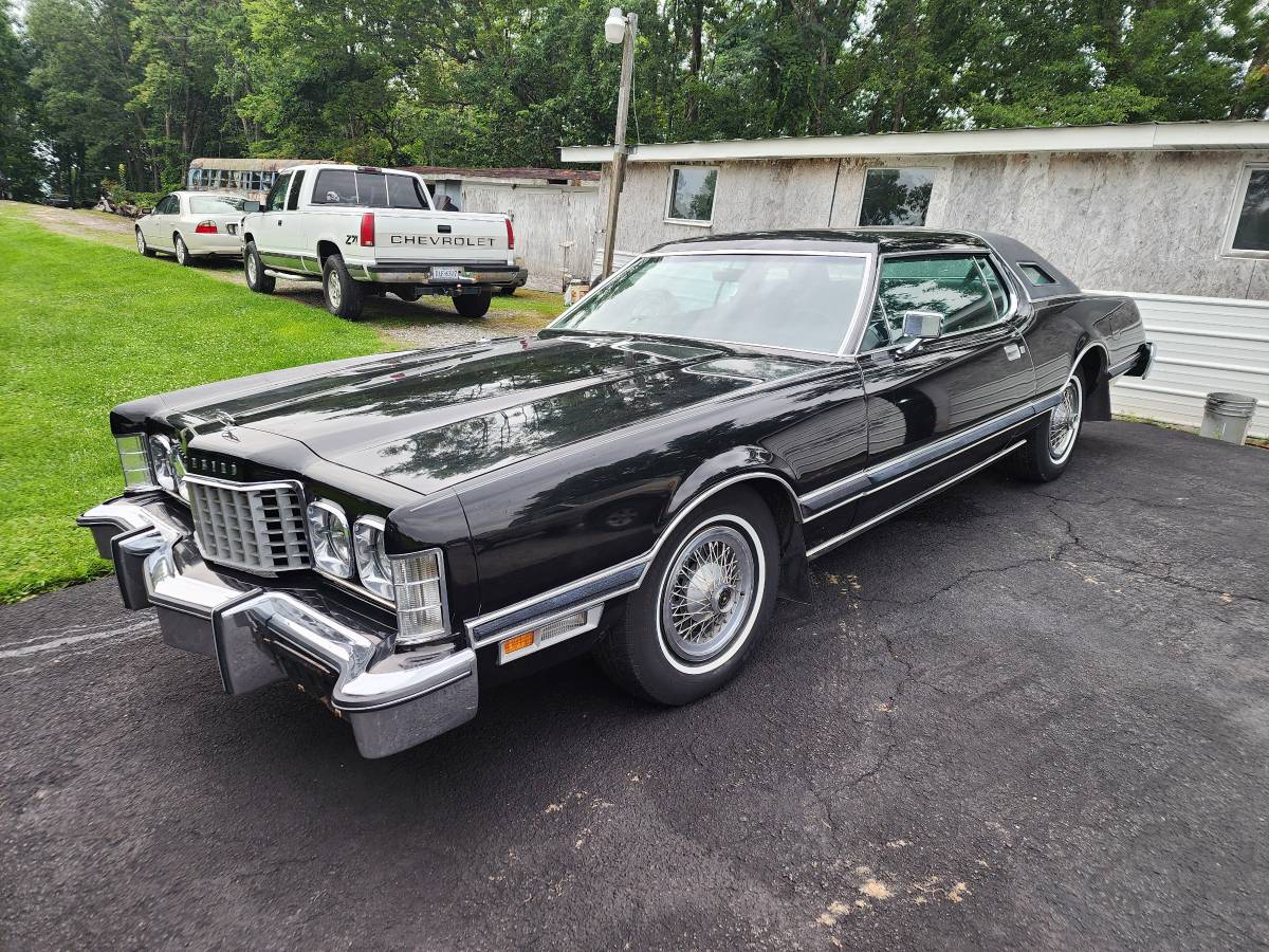 Ford-thunderbird-1976-black-6