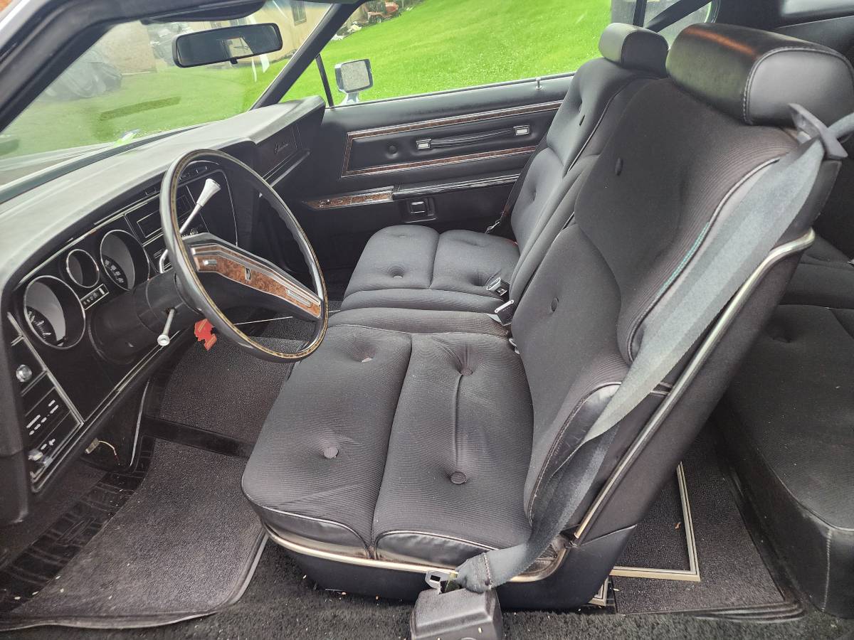 Ford-thunderbird-1976-black-7