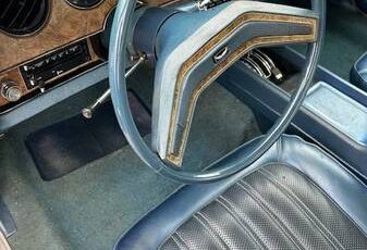 Ford-thunderbird-1977-1