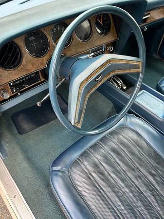 Ford-thunderbird-1977-1