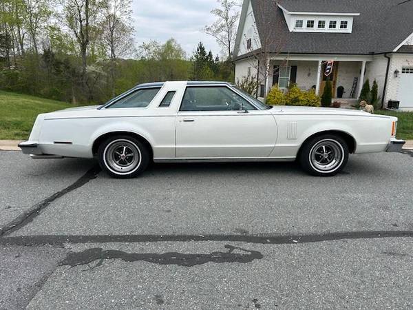 Ford-thunderbird-1977-2