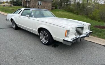 Ford-thunderbird-1977