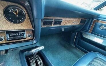 Ford-thunderbird-1977-5