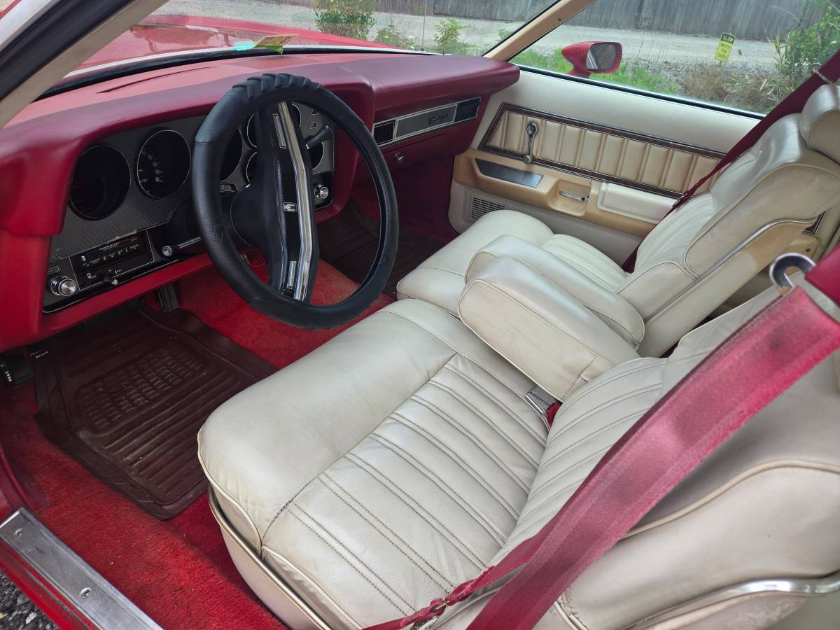 Ford-thunderbird-1977-red-10