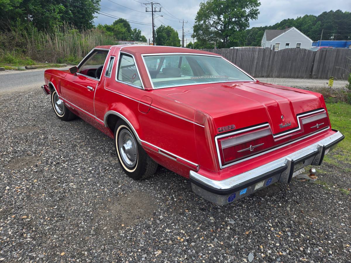 Ford-thunderbird-1977-red-15