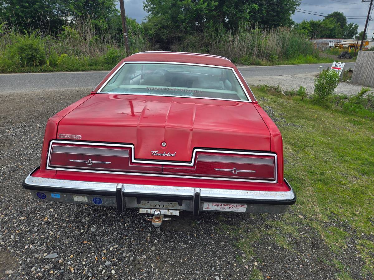 Ford-thunderbird-1977-red-16