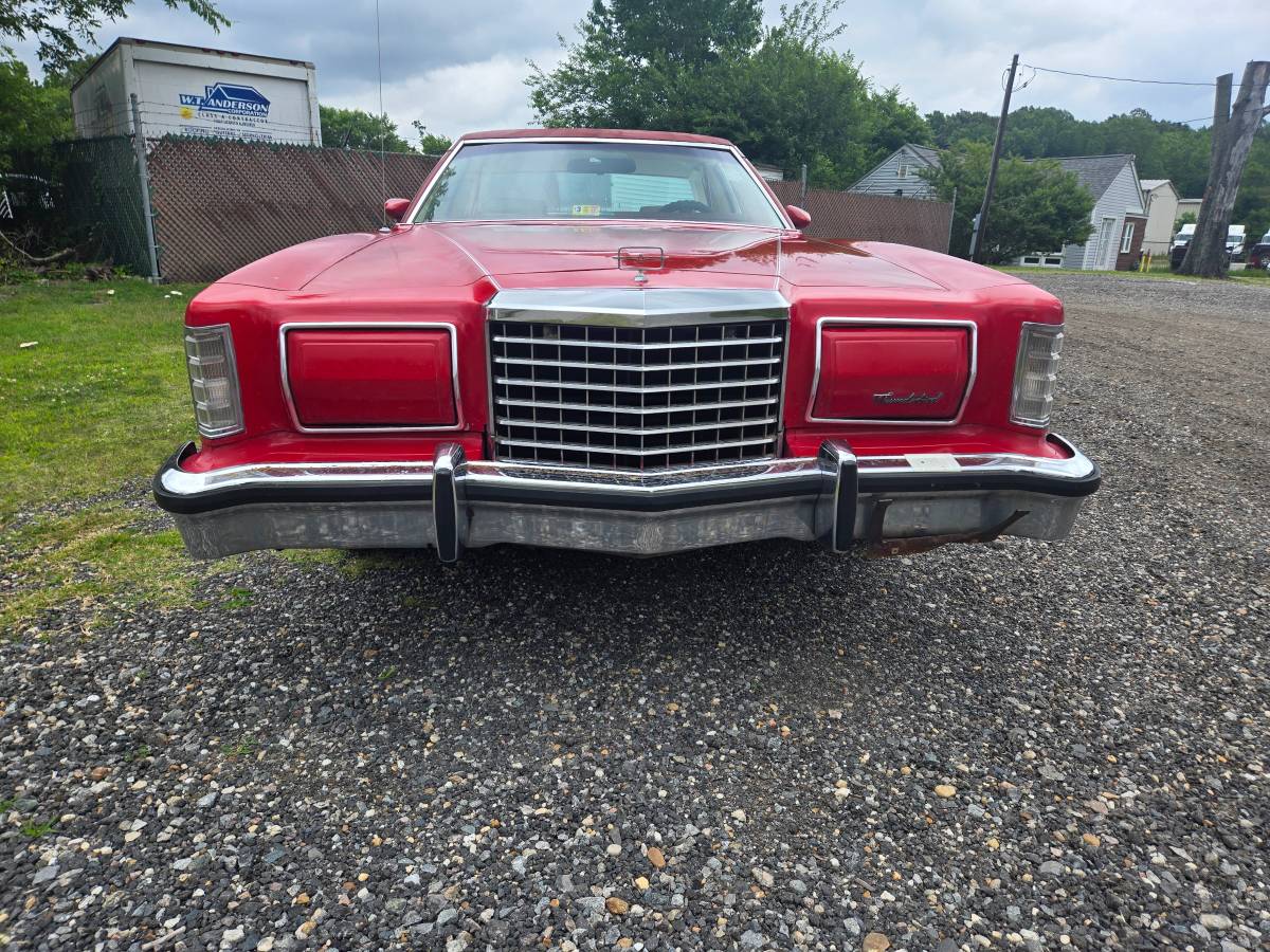 Ford-thunderbird-1977-red-9