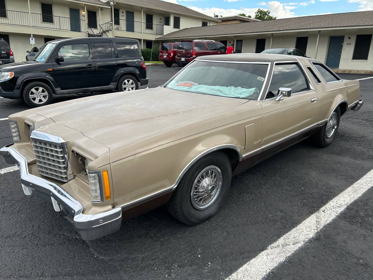 Ford-thunderbird-1977-silver-7