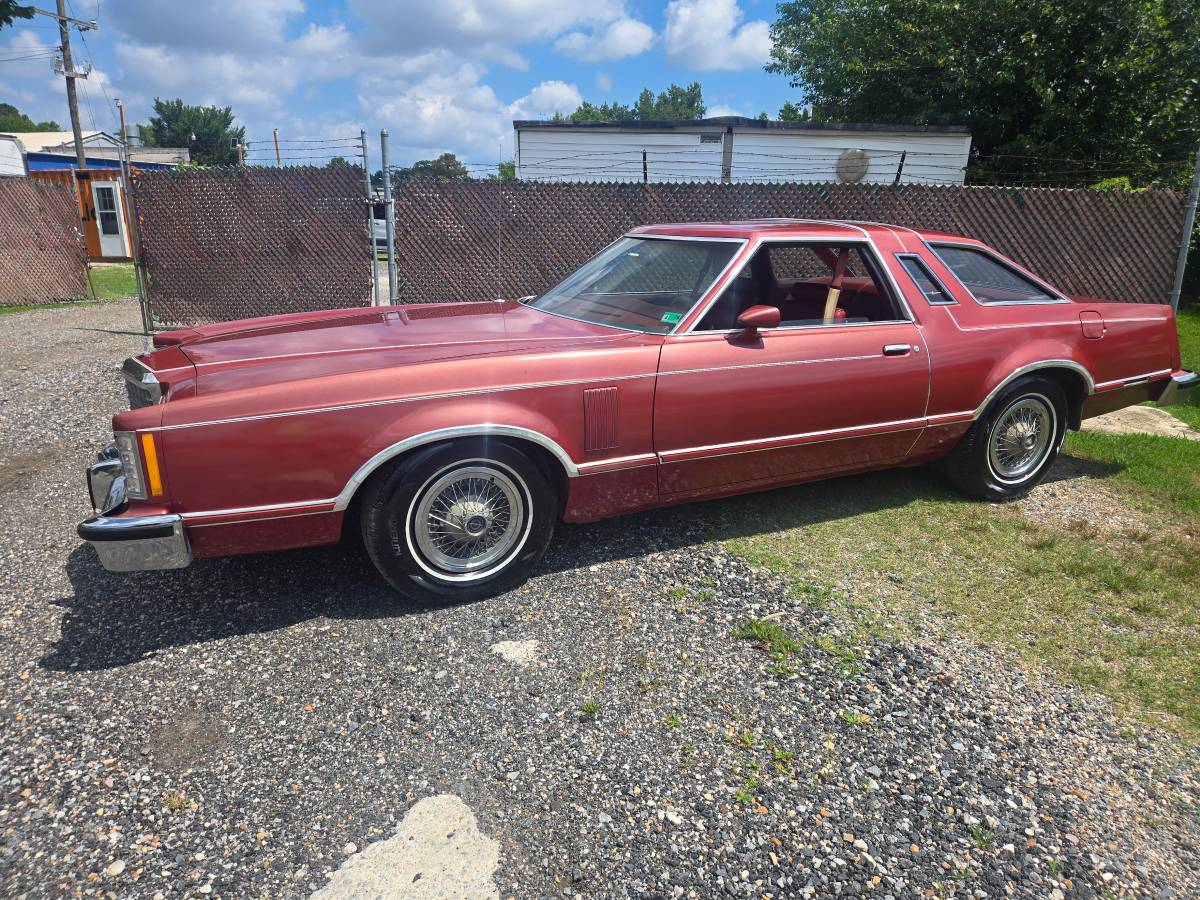 Ford-thunderbird-1978-red-11