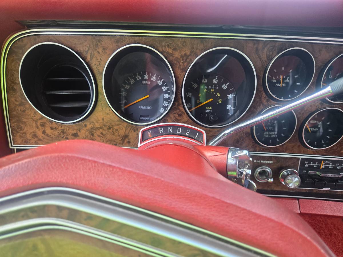 Ford-thunderbird-1978-red-14