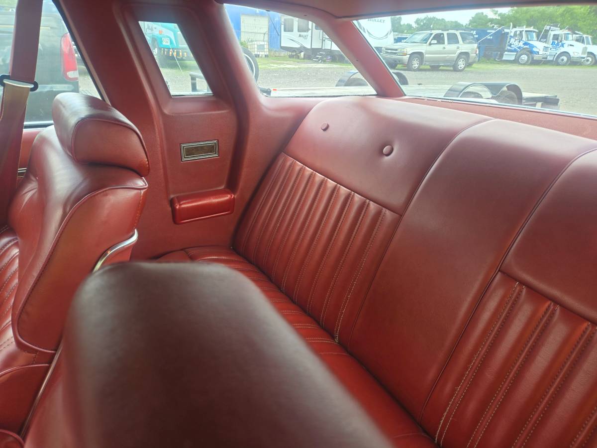 Ford-thunderbird-1978-red-20