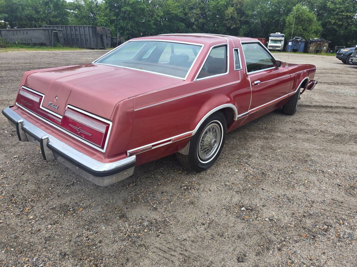 Ford-thunderbird-1978-red-3