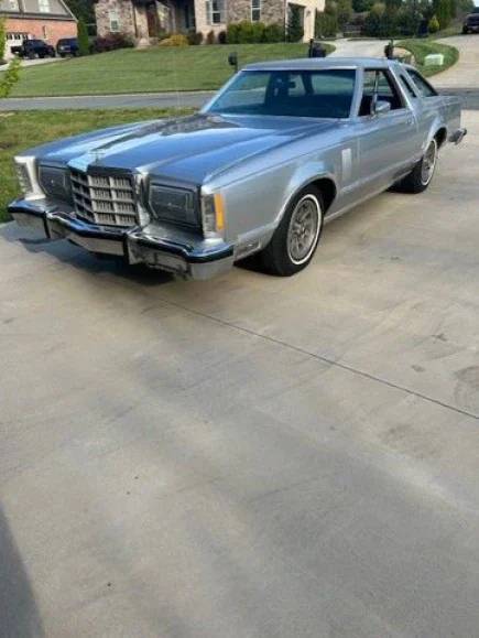 Ford-thunderbird-1979-2