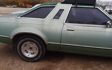 Ford-thunderbird-1979-green-3