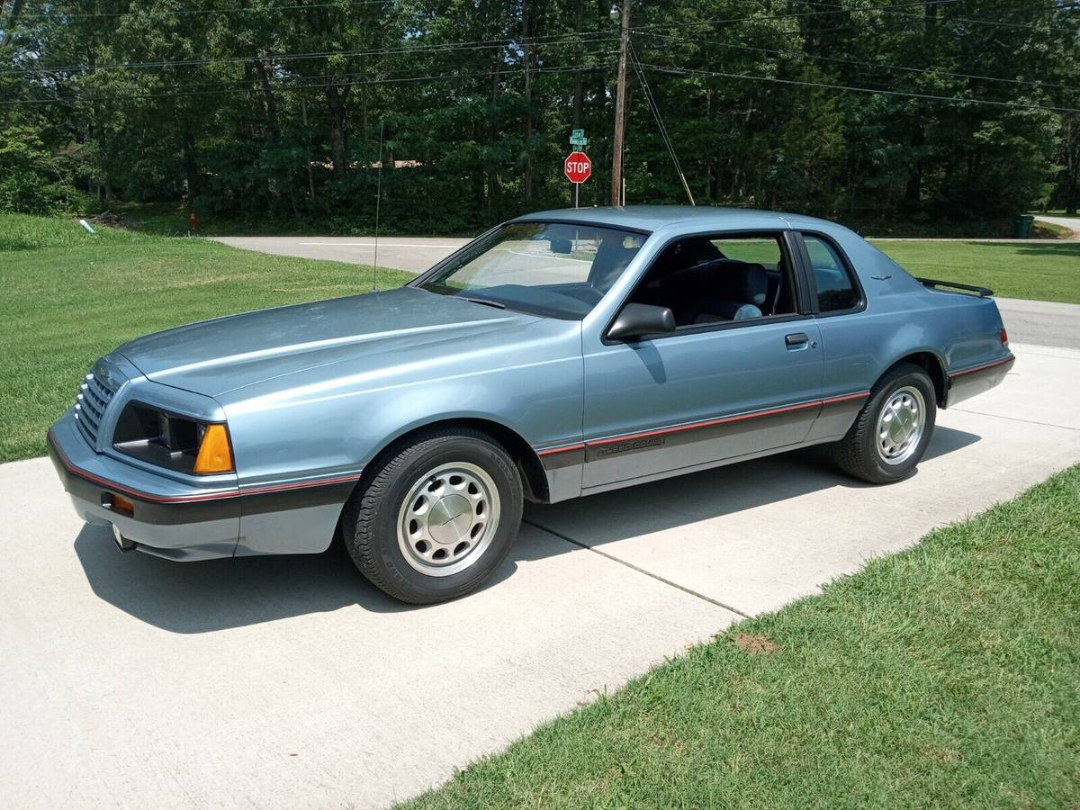 Ford-thunderbird-1986-blue