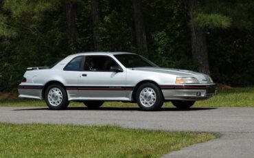 Ford-thunderbird-1988-silver