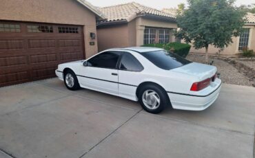 Ford-thunderbird-1990-white