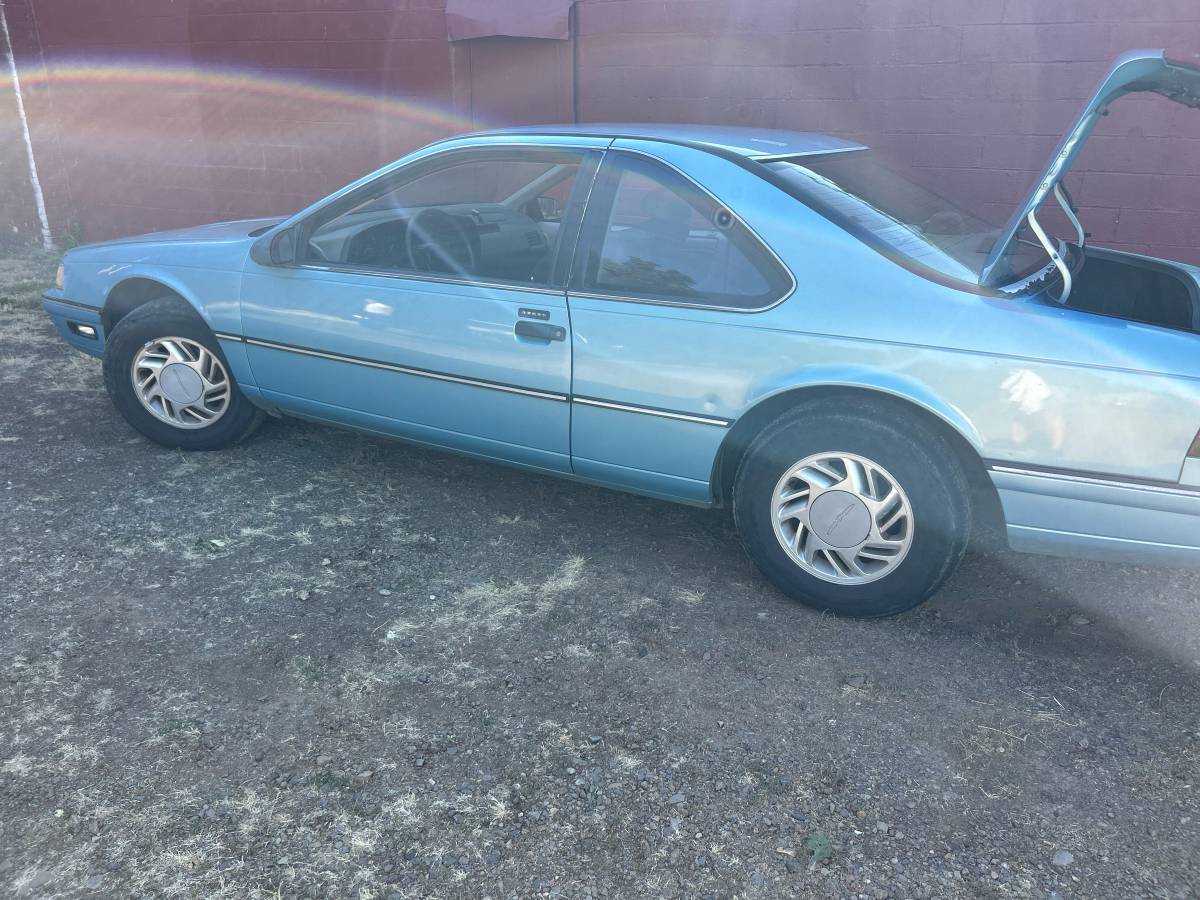 Ford-thunderbird-1991-blue-11